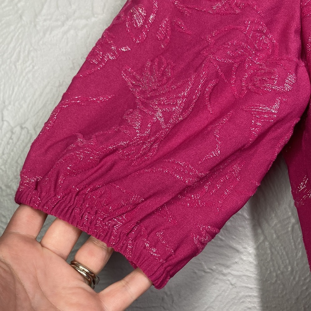 JM Collection Pink Textured Glitter Floral Elbow Sleeve Scoop Neck Top P… - Picture 4 of 9